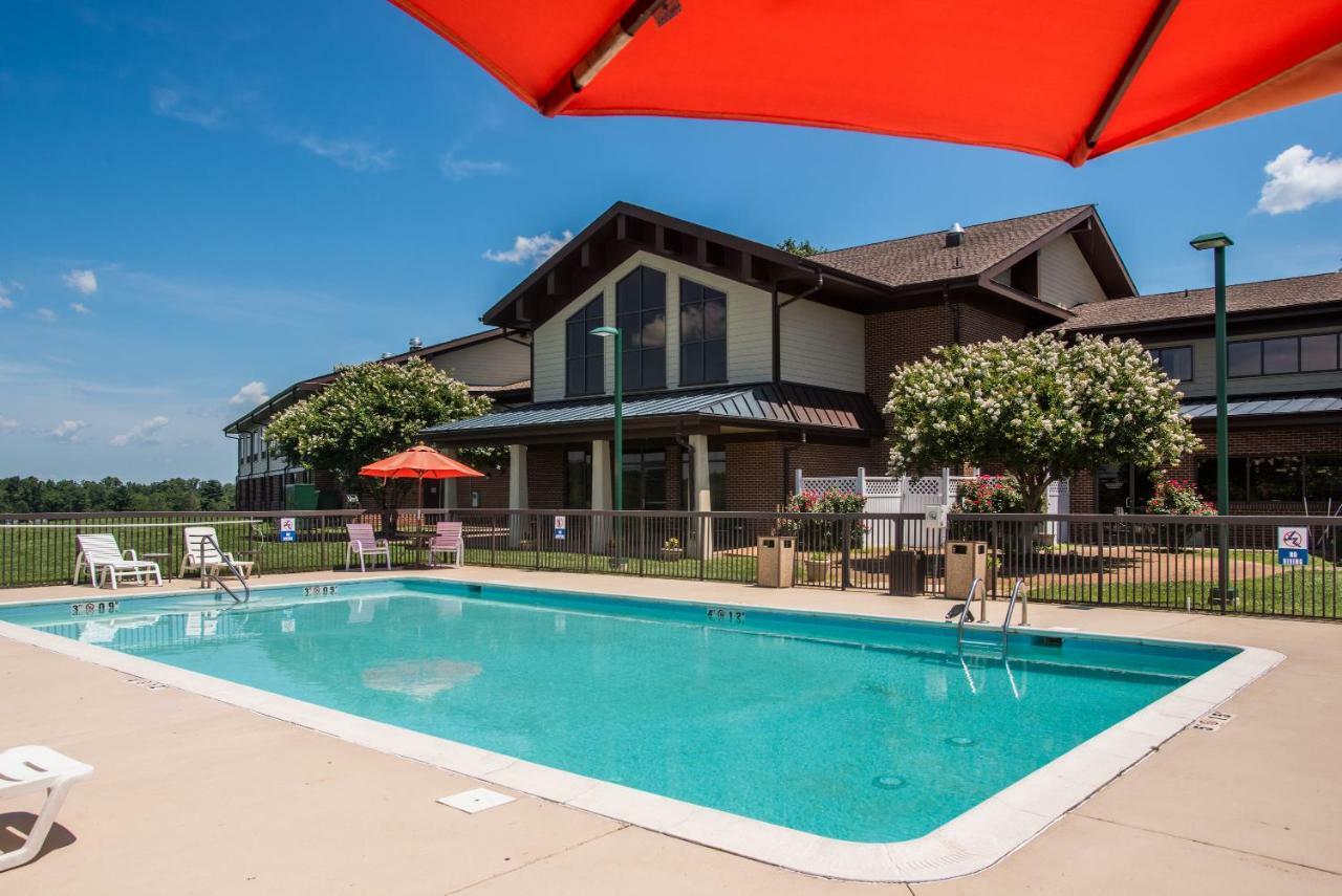 Round Hill Inn Orange ภายนอก รูปภาพ